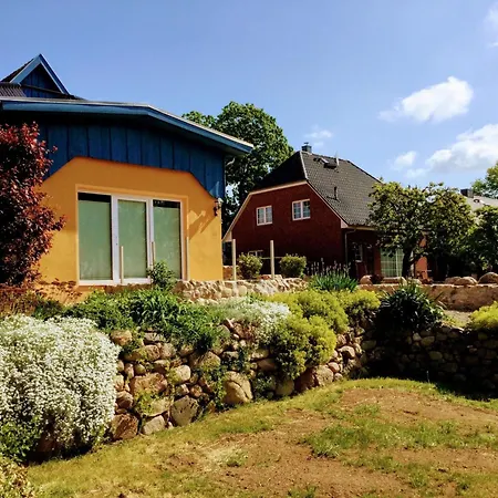 Nyaraló Am Blauen By Interhome Holzendorf