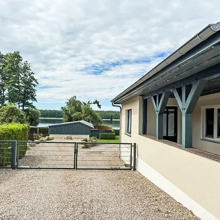 Nyaraló Am Blauen By Interhome Holzendorf